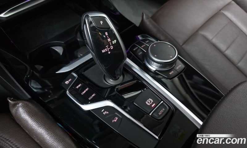 BMW X3 xDrive i20 Luxury