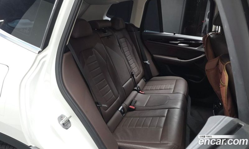 BMW X3 xDrive i20 Luxury