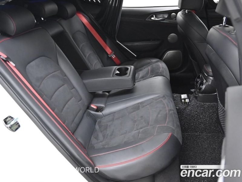 Kia Stinger 2.5 Masters ACRO EDITION