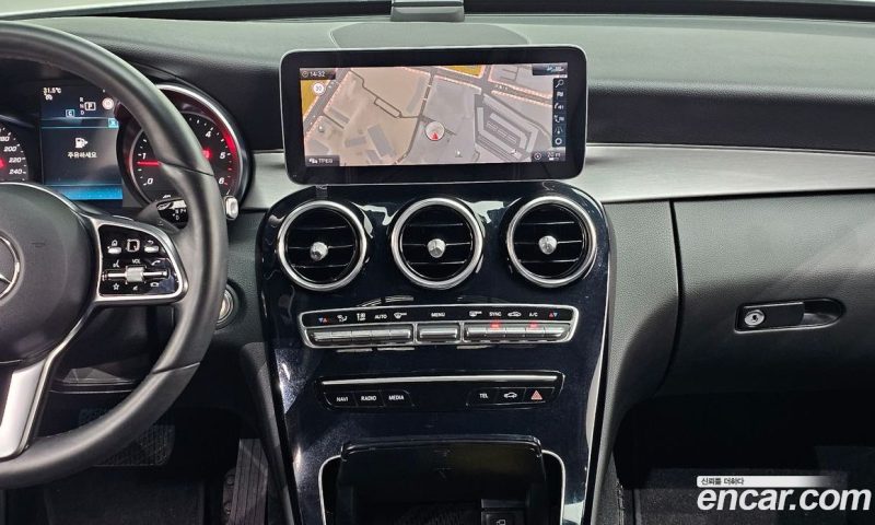 Mercedes Benz C-Class C220 D 4MATIC