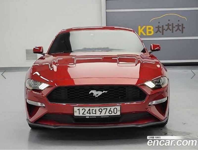 Ford Mustang Coupe