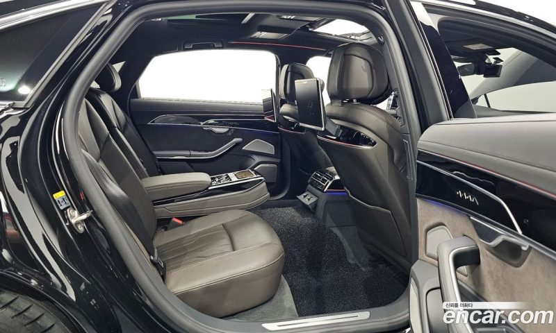 Audi A8 55 TFSI Quattro LWB