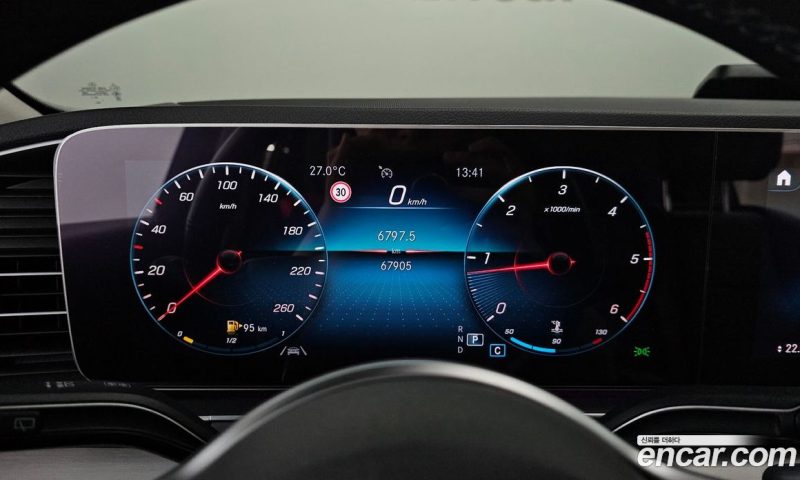 Mercedes Benz GLE-Class GLE300d 4MATIC