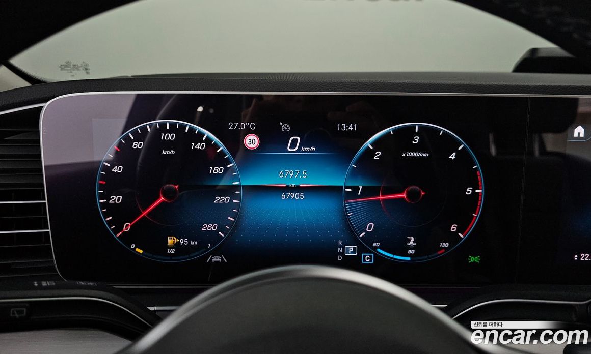 Mercedes Benz GLE-Class GLE300d 4MATIC