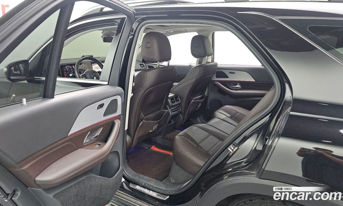 Mercedes Benz GLE-Class GLE300d 4MATIC