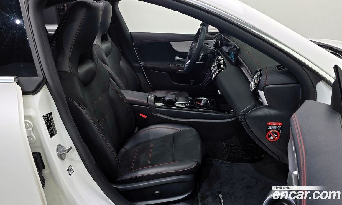 Mercedes Benz CLA-Class CLA250 4MATIC