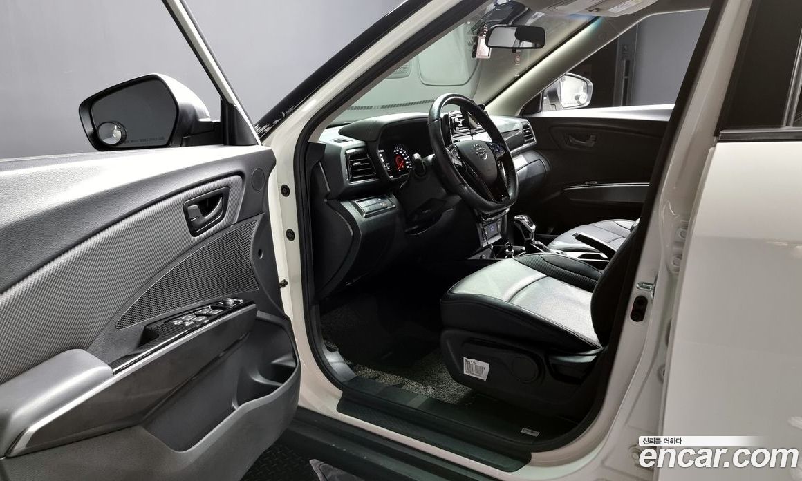 SsangYong Tivoli Gasoline 1.5 2WD