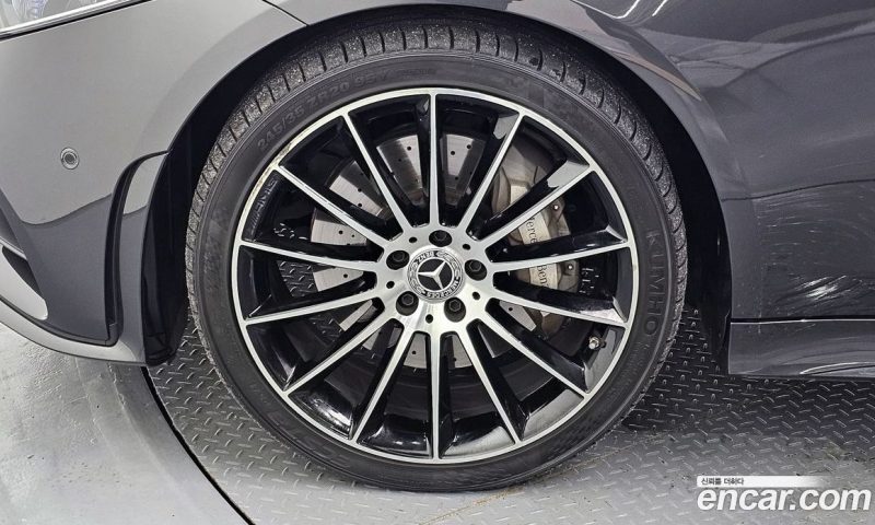 Mercedes Benz CLS-Class CLS450 4MATIC AMG Line