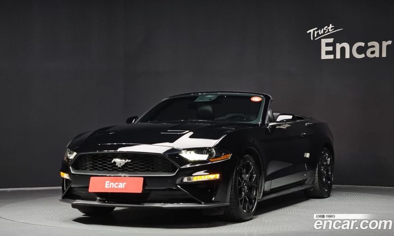 Ford Mustang Convertible