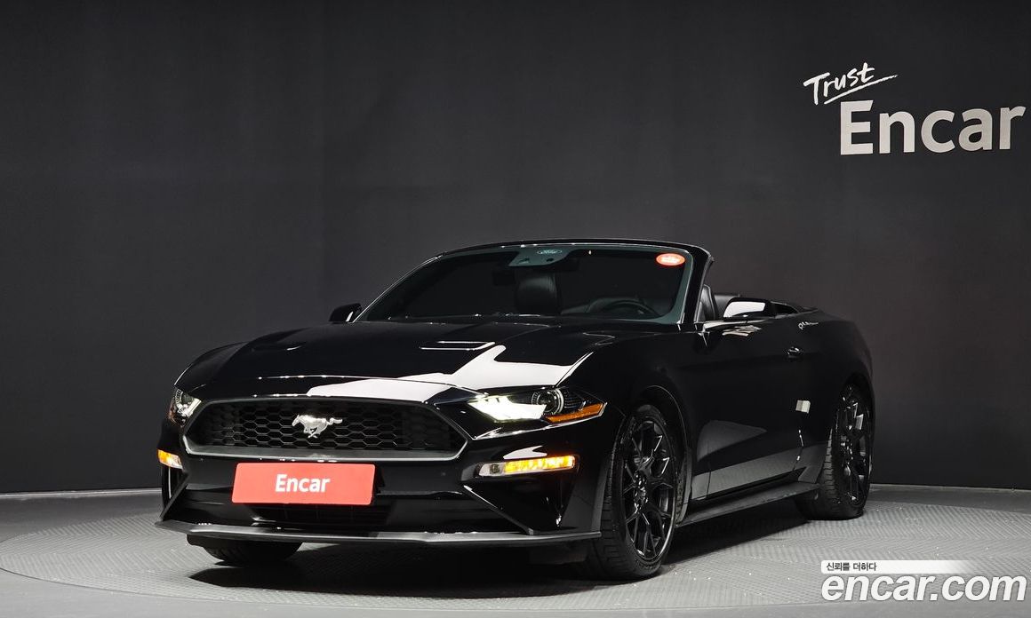 Ford Mustang Convertible