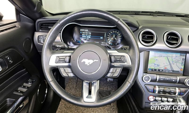 Ford Mustang Convertible