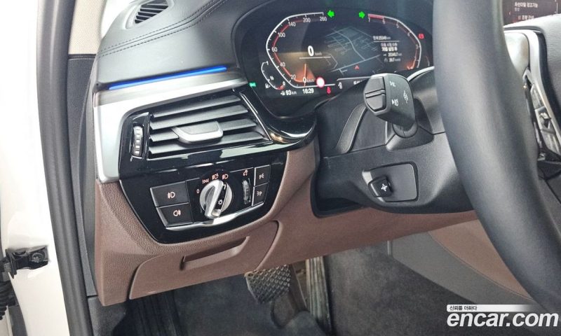 BMW 5-Series i520 Luxury