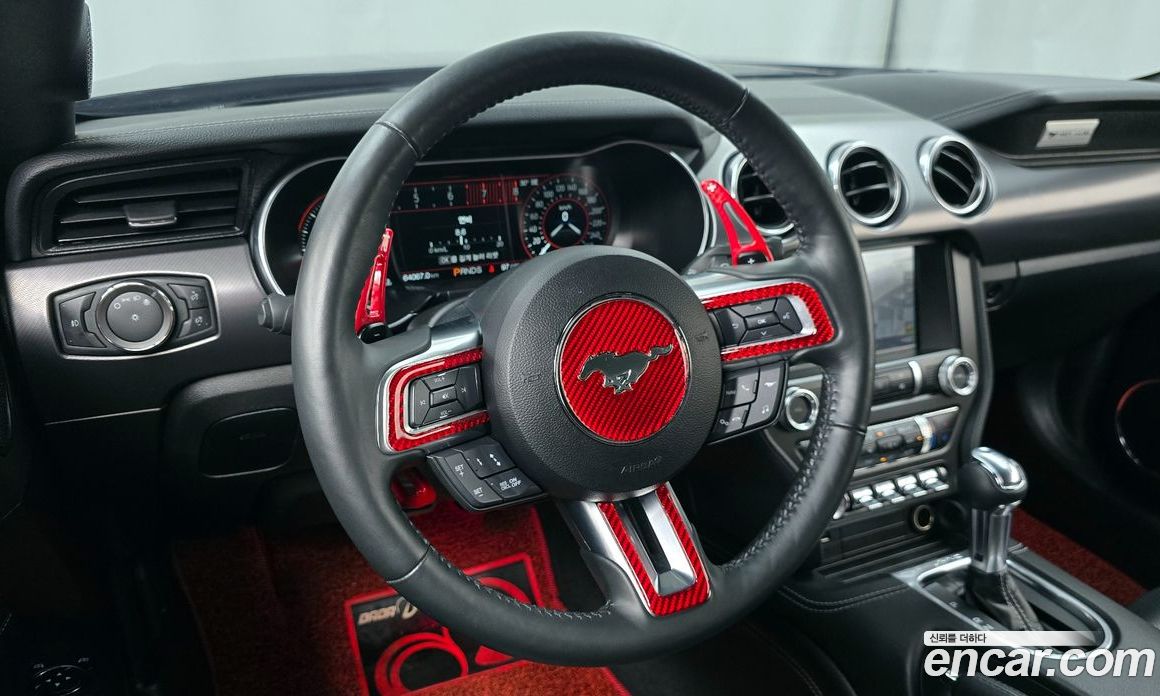 Ford Mustang Coupe