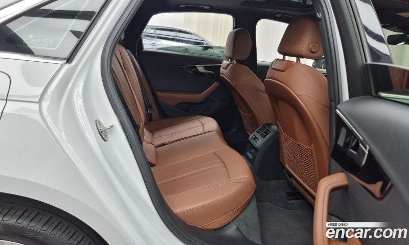 Audi A4 35 TDI Premium