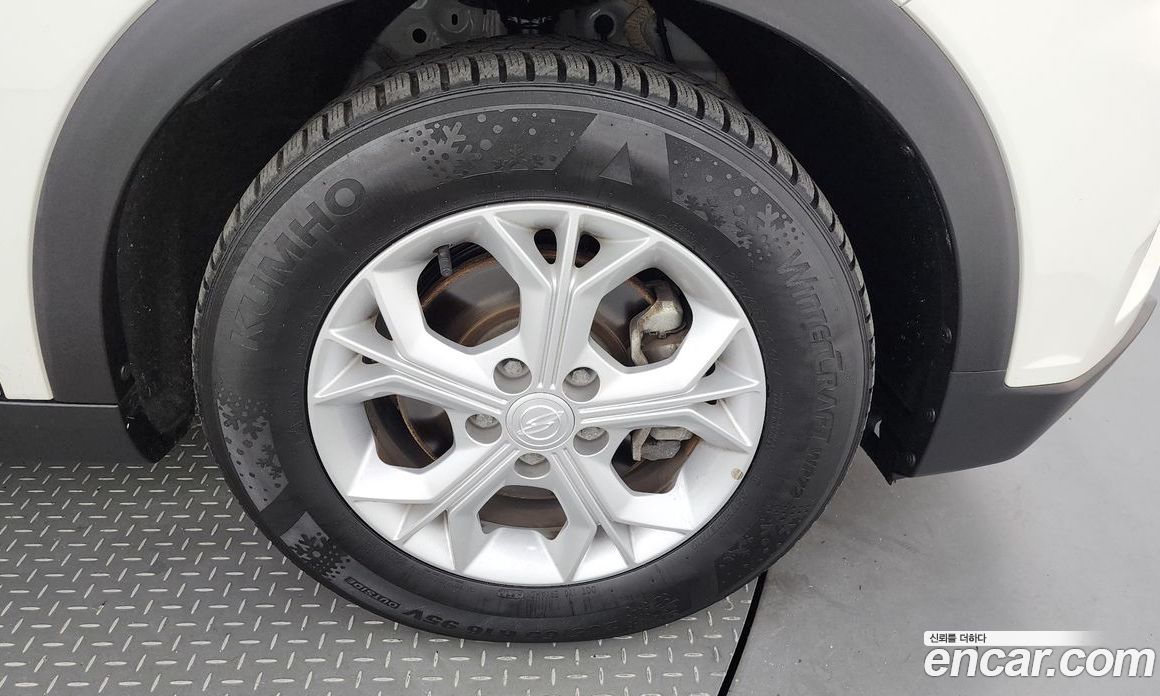 SsangYong Tivoli Gasoline 1.5 2WD