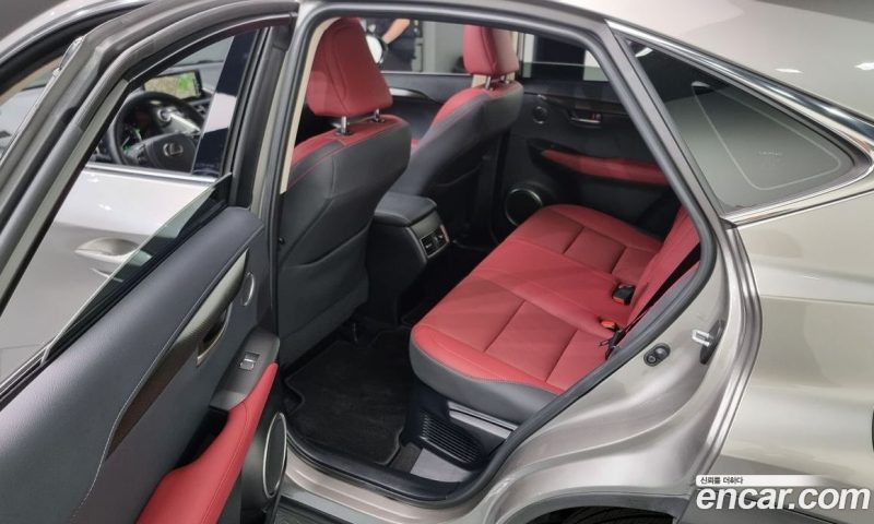 Lexus NX Supreme