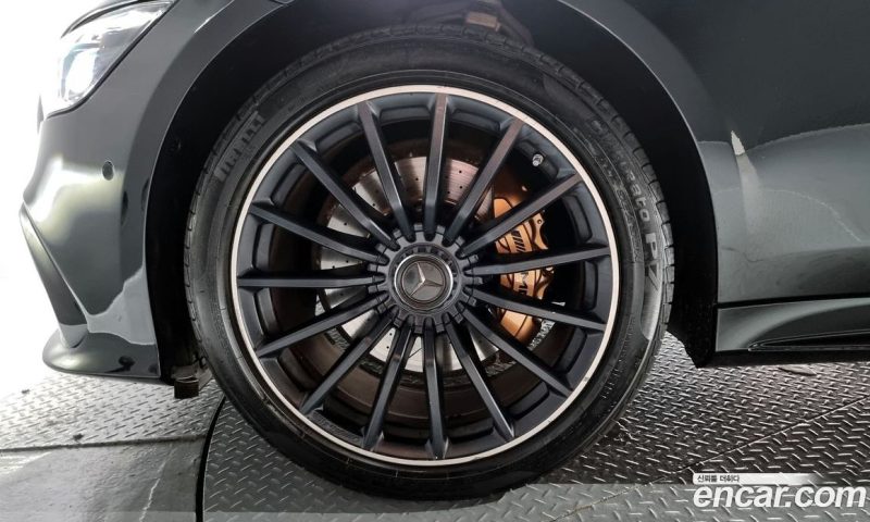 Mercedes Benz AMG GT 4Door 43 4MATIC+
