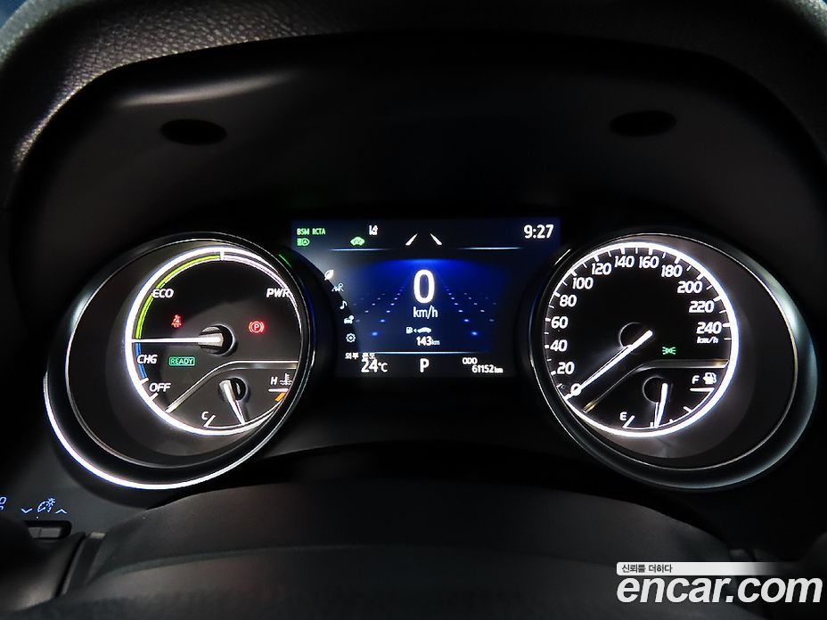 Toyota Camry 2.5 XLE Hybrid