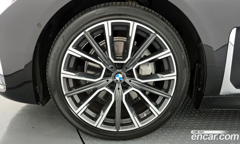 BMW 7-Series 740D xDrive M Sport