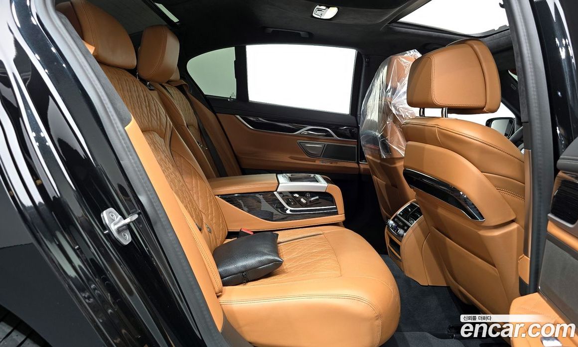 BMW 7-Series 740D xDrive M Sport