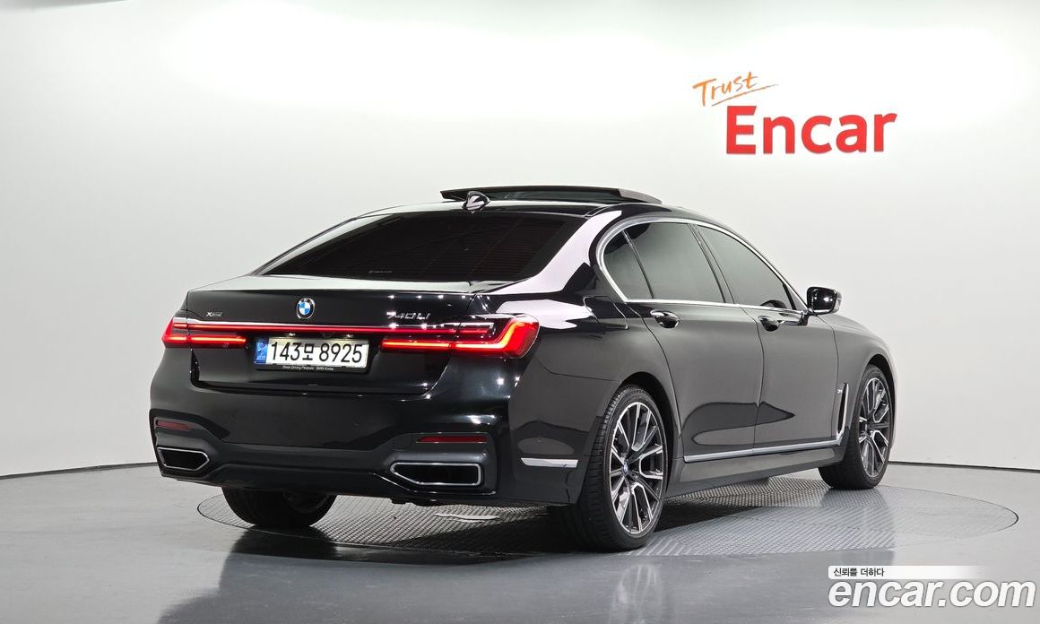 BMW 7-Series 740Li xDrive M Sport Package