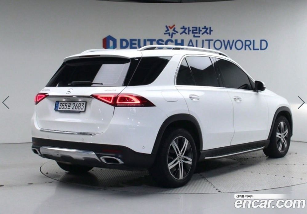 Mercedes Benz GLE-Class GLE300d 4MATIC