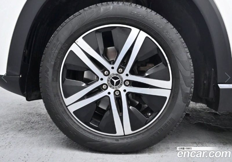 Mercedes Benz GLE-Class GLE300d 4MATIC