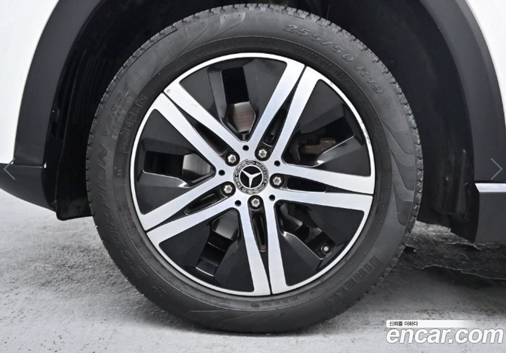 Mercedes Benz GLE-Class GLE300d 4MATIC