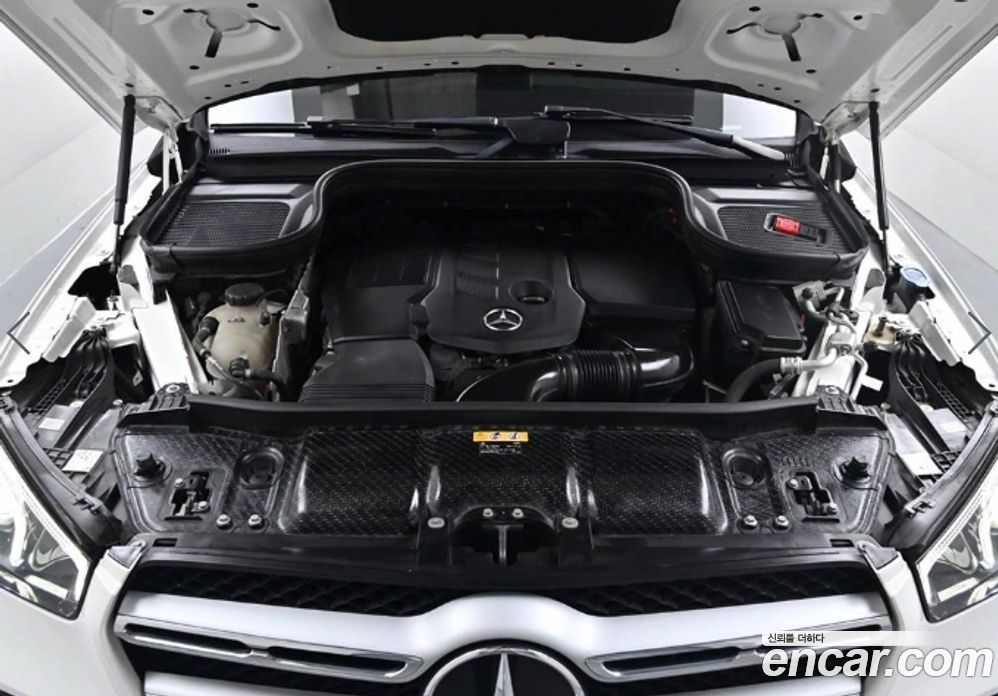 Mercedes Benz GLE-Class GLE300d 4MATIC