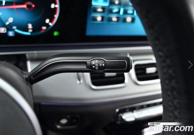 Mercedes Benz GLE-Class GLE300d 4MATIC