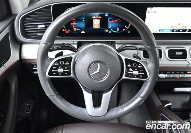 Mercedes Benz GLE-Class GLE300d 4MATIC