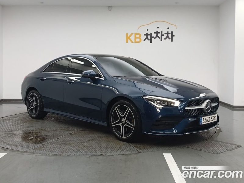Mercedes Benz CLA-Class CLA250 4MATIC