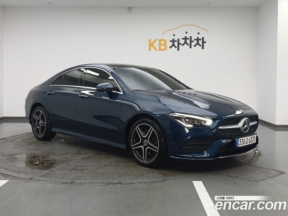 Mercedes Benz CLA-Class CLA250 4MATIC