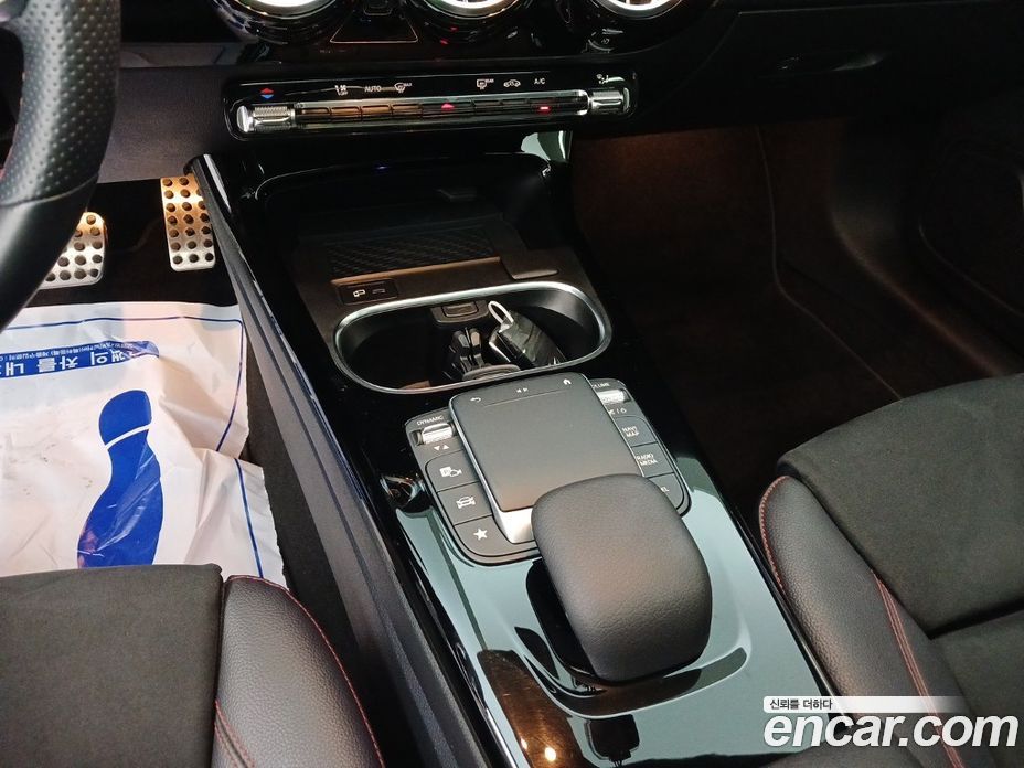 Mercedes Benz CLA-Class CLA250 4MATIC