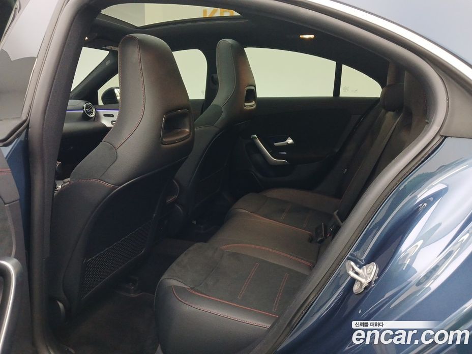 Mercedes Benz CLA-Class CLA250 4MATIC