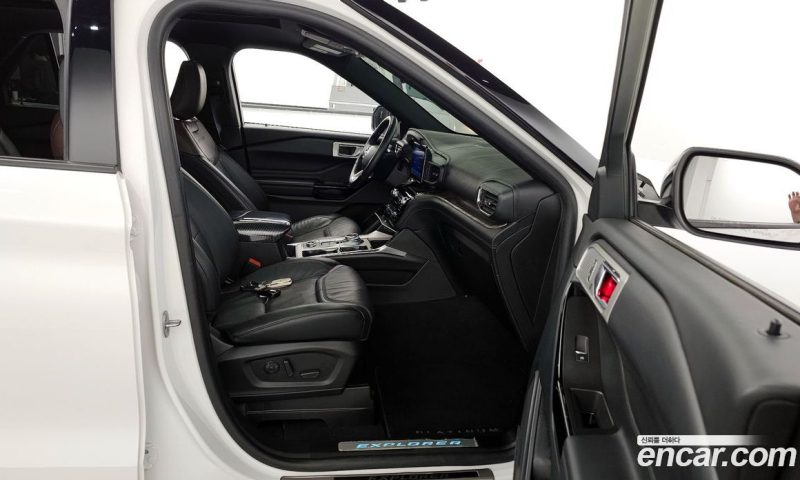 Ford Explorer 3.0 Platinum 4WD