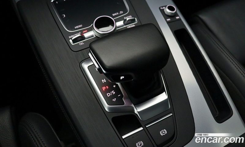 Audi Q5 45 TFSI Quattro Premium