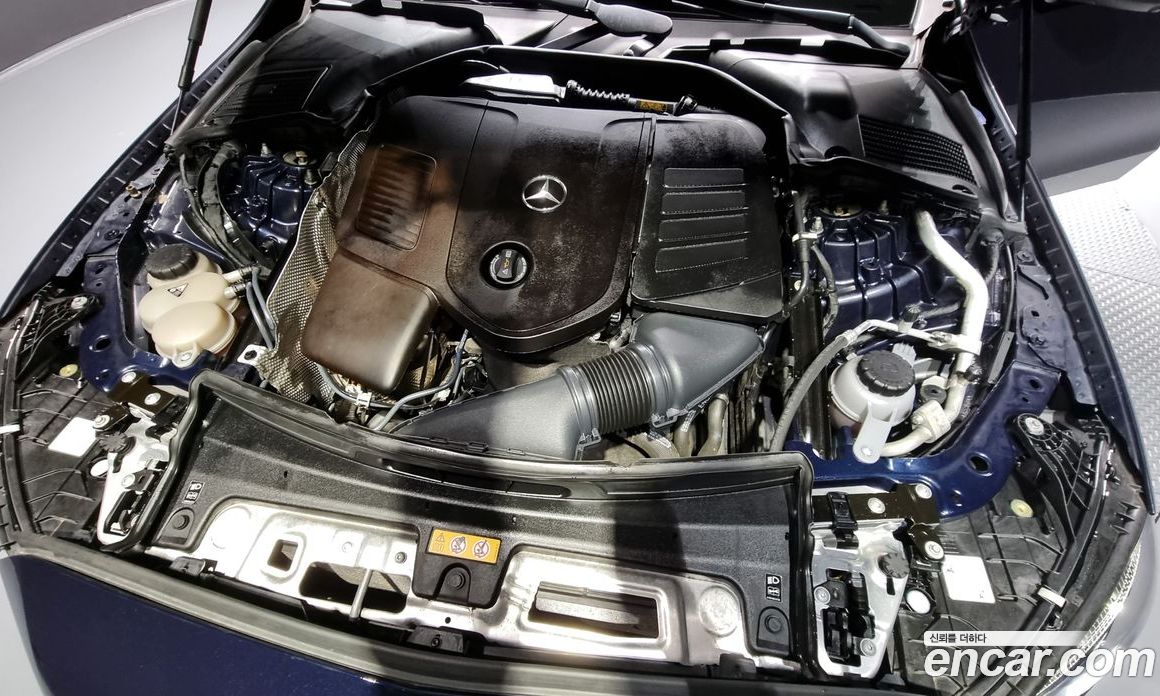 Mercedes Benz C-Class C300 AMG Line