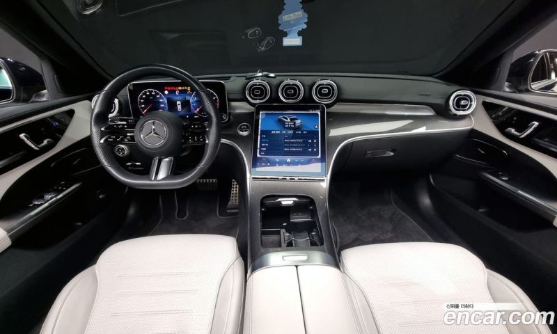 Mercedes Benz C-Class C300 AMG Line
