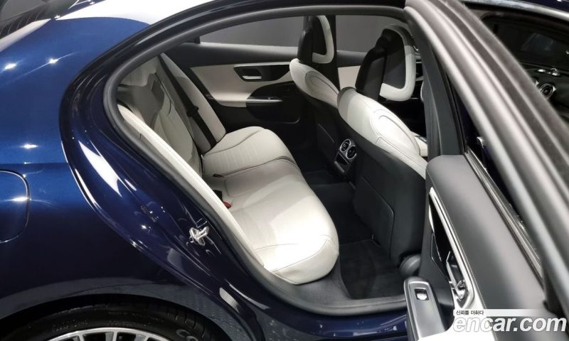 Mercedes Benz C-Class C300 AMG Line