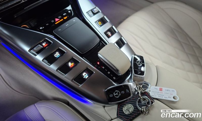 Mercedes Benz AMG GT 4Door 43 4MATIC+