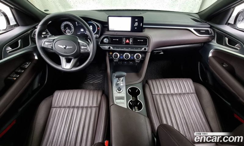 Genesis G70 Gasoline 2.0T 2WD