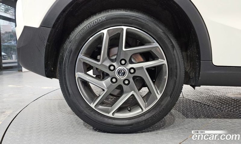 SsangYong Tivoli Gasoline 1.5 2WD