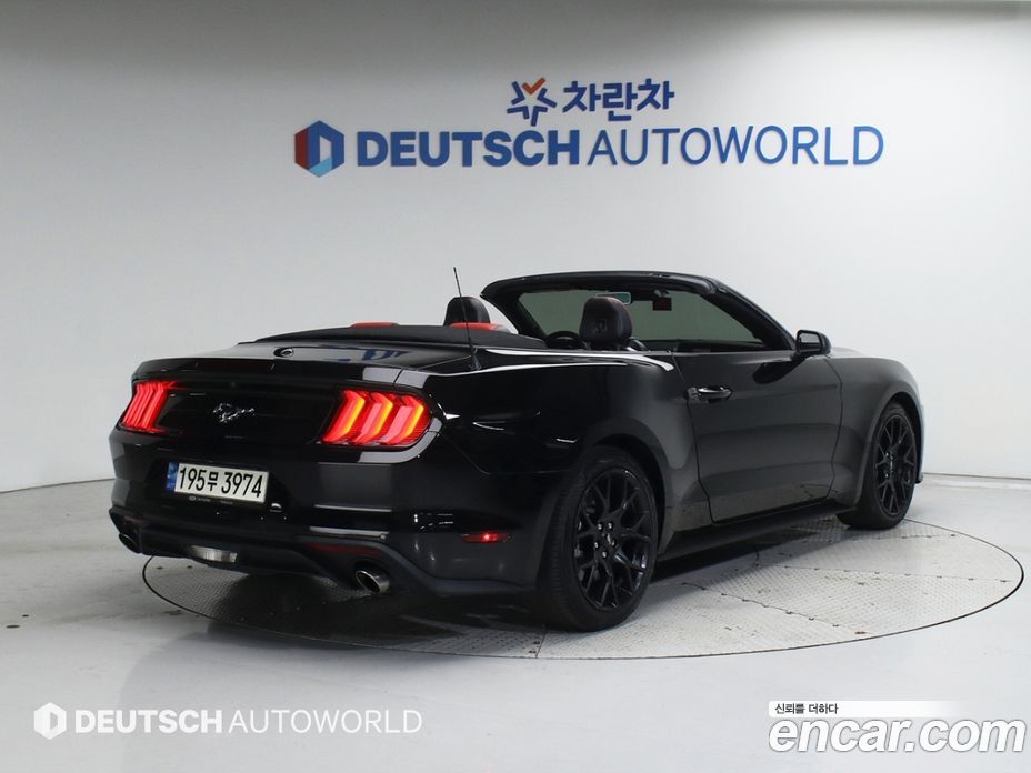 Ford Mustang Convertible