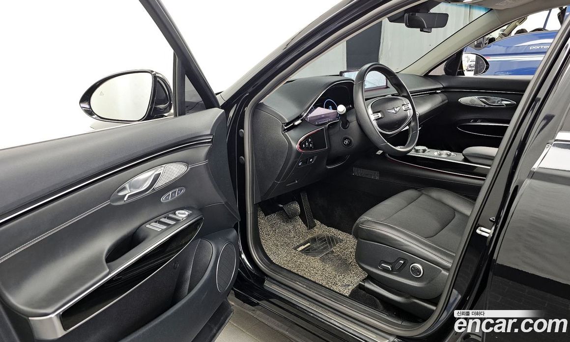 Genesis GV70 2.5T Gasoline AWD
