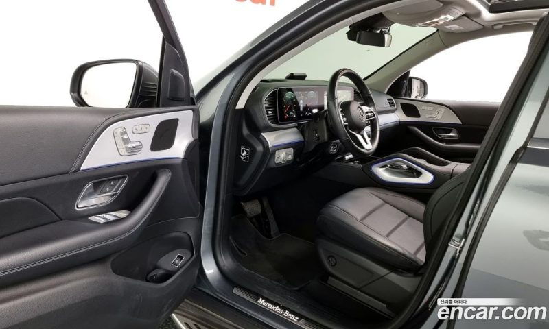 Mercedes Benz GLE-Class GLE300d 4MATIC