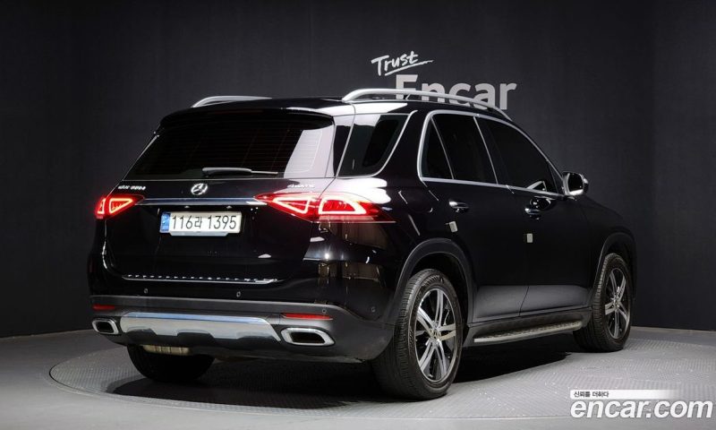 Mercedes Benz GLE-Class GLE300d 4MATIC