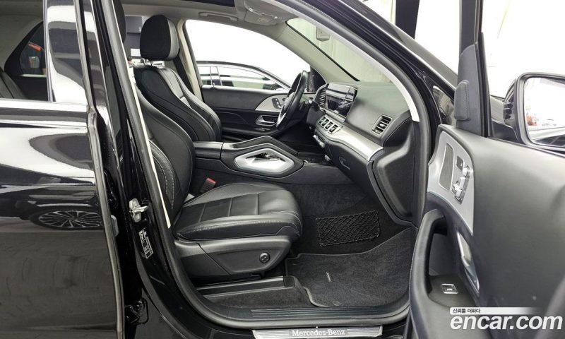 Mercedes Benz GLE-Class GLE300d 4MATIC