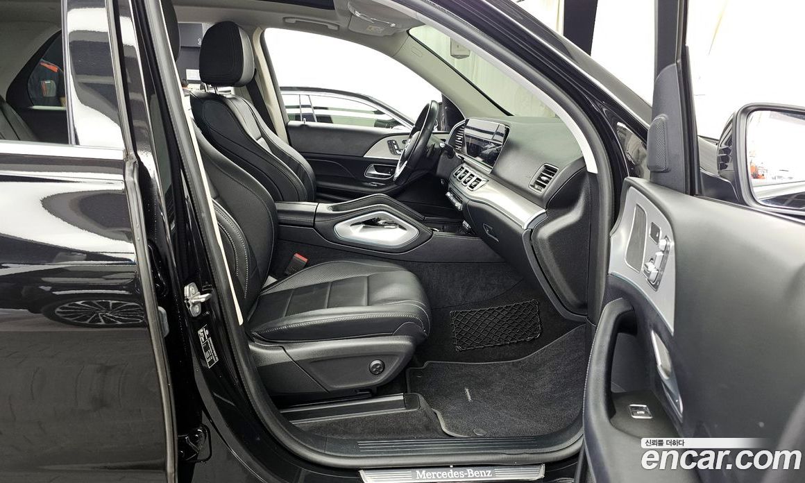 Mercedes Benz GLE-Class GLE300d 4MATIC