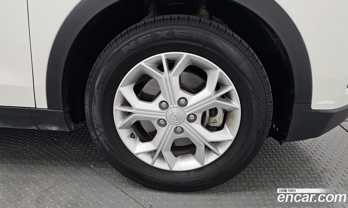 SsangYong Tivoli Gasoline 1.5 2WD